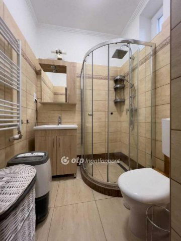 Eladó családi ház, Ceglédbercelen 104.9 M Ft, 3 szobás