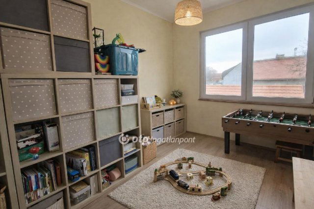 Eladó ikerház, Budapesten, XX. kerületben 189.9 M Ft, 6 szobás