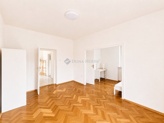 Eladó téglalakás, Budapesten, XIV. kerületben 62.5 M Ft