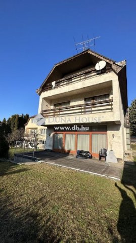 Eladó családi ház, Budapesten, II. kerületben 235 M Ft, 9 szobás