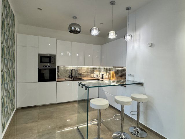 Eladó téglalakás, Budapesten, VI. kerületben, Teréz körúton