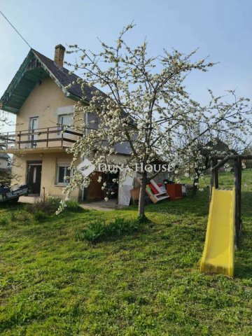 Eladó nyaraló, Mohácson 17 M Ft, 2 szobás / költözzbe.hu