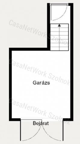 Eladó garázs, Szolnokon 15 M Ft, 1 szobás / költözzbe.hu