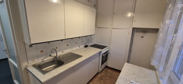 Eladó panellakás, Debrecenben 57 M Ft, 2+1 szobás