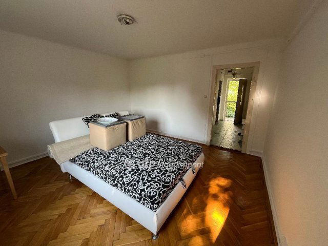 Eladó téglalakás, Budapesten, X. kerületben 42.5 M Ft, 1 szobás