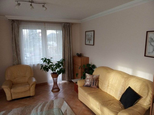 Kiadó téglalakás, albérlet, Debrecenben 240 E Ft / hó, 3 szobás