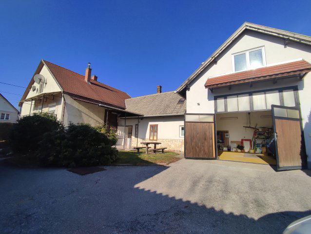 Eladó családi ház, Vértesbogláron 65 M Ft, 3 szobás