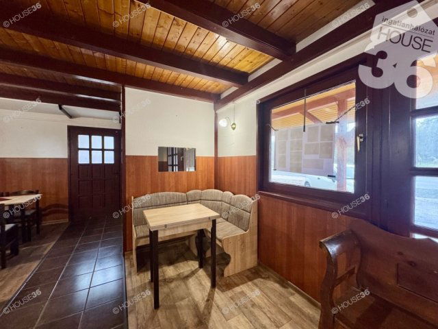 Eladó üzlethelyiség, Lakitelken 54 M Ft / költözzbe.hu