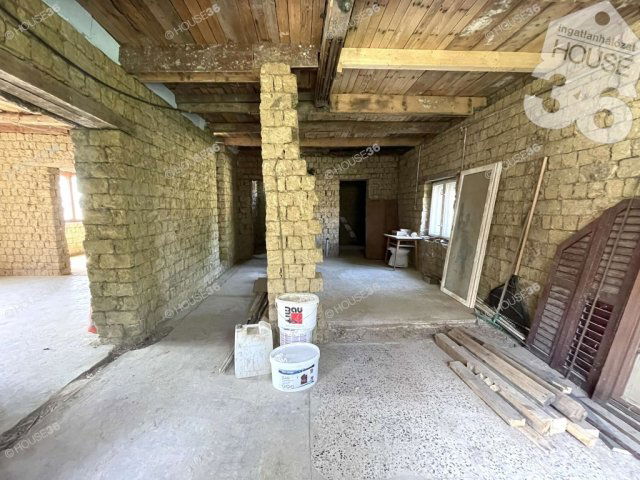 Eladó családi ház, Tiszakürtön 9.9 M Ft, 3 szobás