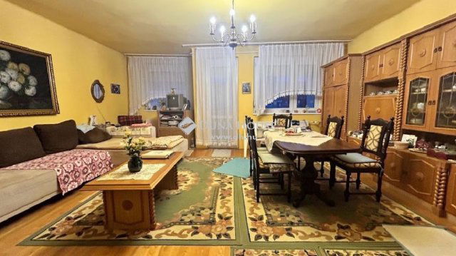 Eladó téglalakás, Kőszegen 46 M Ft, 4 szobás