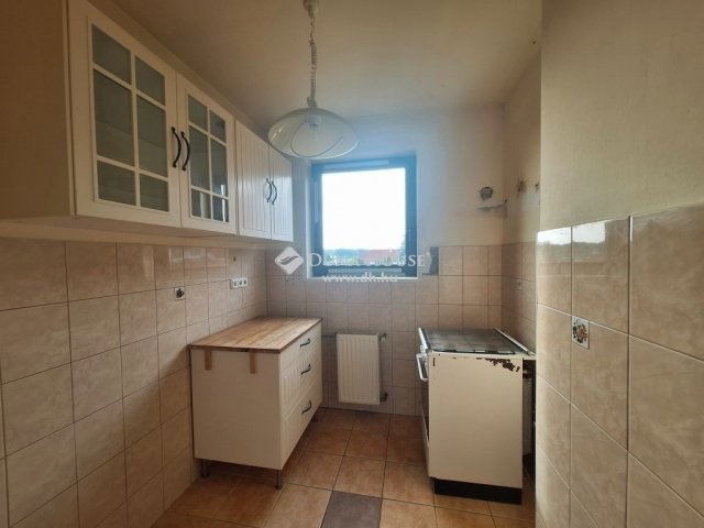 Eladó családi ház, Gödöllőn 169 M Ft, 11 szobás