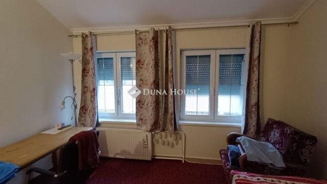 Eladó családi ház, Kecskeméten 139.9 M Ft, 7 szobás