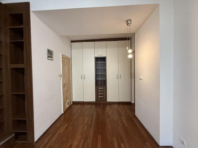 Eladó téglalakás, Budapesten, III. kerületben 99.9 M Ft