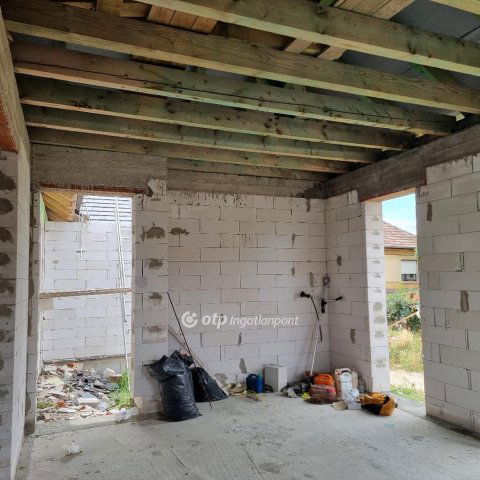 Eladó ikerház, Dabason 39 M Ft, 4 szobás / költözzbe.hu