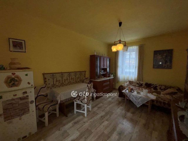 Eladó családi ház, Csorváson 17.9 M Ft, 3 szobás