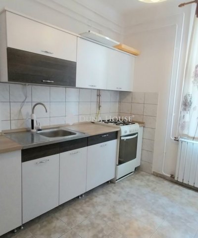 Kiadó családi ház, albérlet, Gyöngyösön 300 E Ft / hó