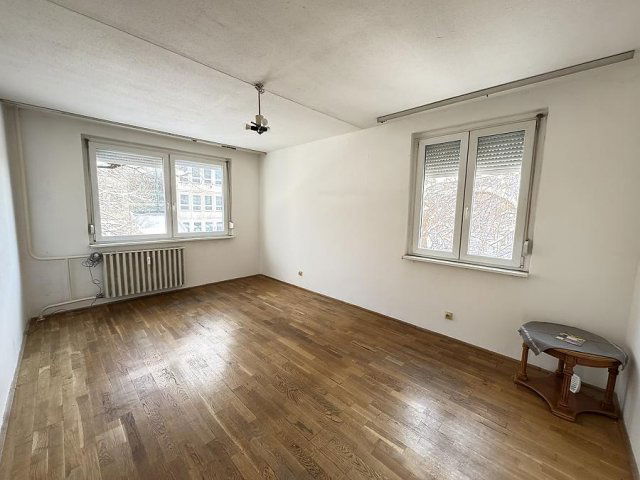 Eladó panellakás, Budapesten, IV. kerületben, Aradi utcában