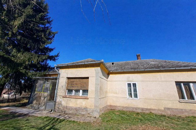 Eladó családi ház, Kerecsenyen 25 M Ft, 3 szobás