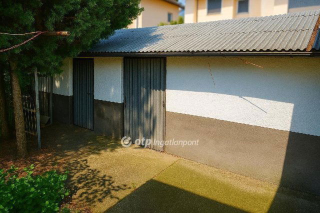 Eladó családi ház, Budapesten, XX. kerületben 49.5 M Ft