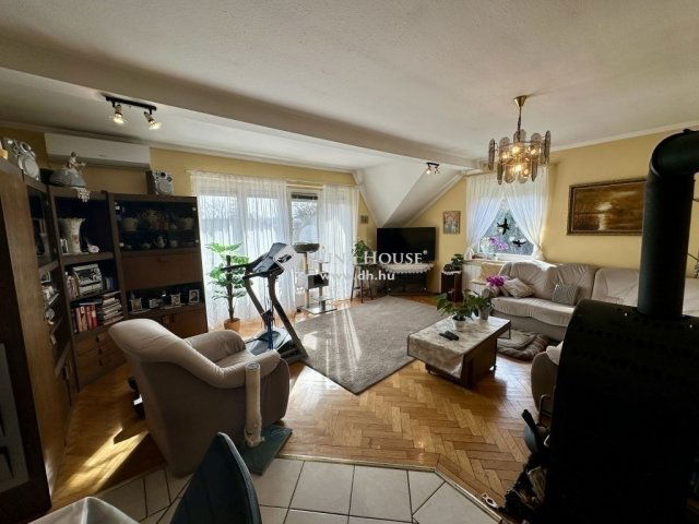 Eladó családi ház, Szentendrén 168 M Ft, 4 szobás