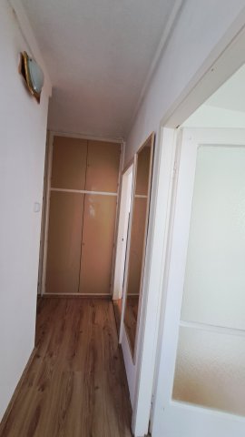 Eladó panellakás, Makón, Hunyadi utcában 37.5 M Ft, 1+1 szobás