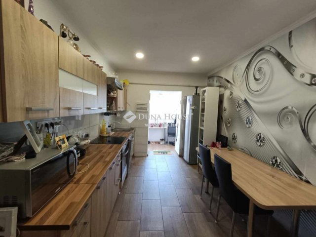 Eladó családi ház, Nagykőrösön 28.99 M Ft, 3 szobás
