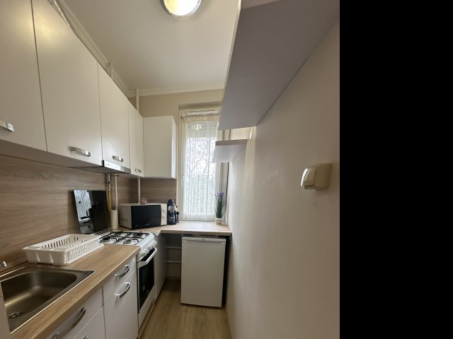 Kiadó panellakás, albérlet, Nyáregyházán 150 E Ft / hó