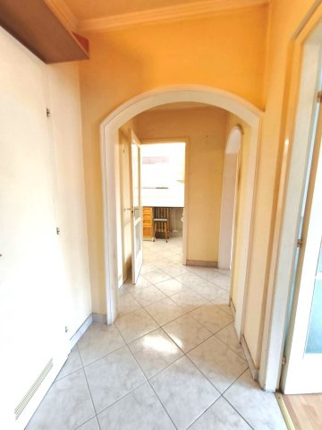 Eladó panellakás, Budapesten, III. kerületben 66.9 M Ft, 3 szobás