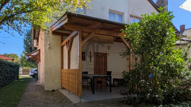 Eladó ikerház, Vonyarcvashegyen 99.9 M Ft, 4 szobás