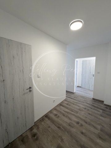 Eladó panellakás, Pécsett, Dóra utcában 57.9 M Ft, 2+1 szobás