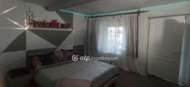 Eladó családi ház, Kenderesen 20 M Ft, 3 szobás