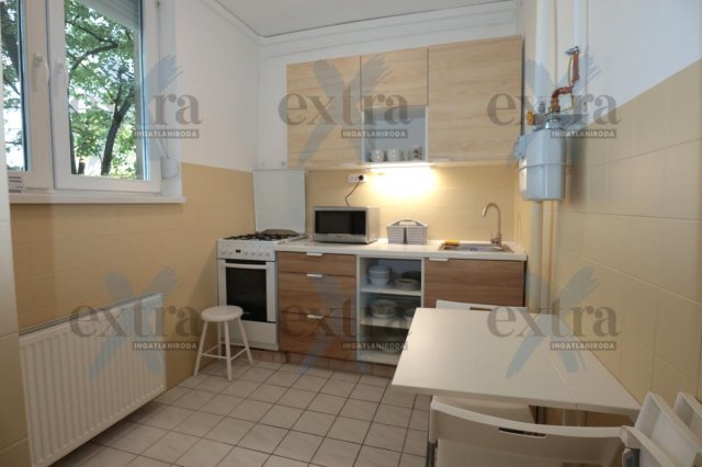 Kiadó téglalakás, albérlet, Szegeden 170 E Ft / hó, 3 szobás