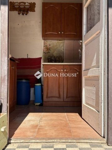 Eladó családi ház, Budapesten, XVIII. kerületben 65.9 M Ft