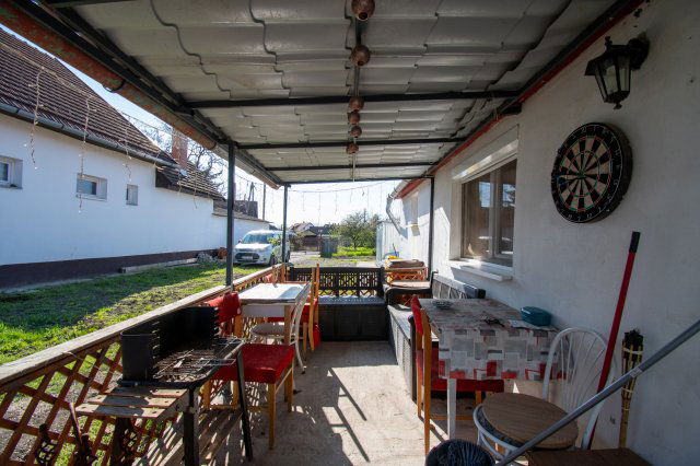 Eladó családi ház, Kabán 24.5 M Ft, 2 szobás