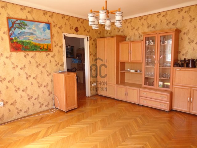 Eladó téglalakás, Budapesten, XII. kerületben, Nagyenyed utcában