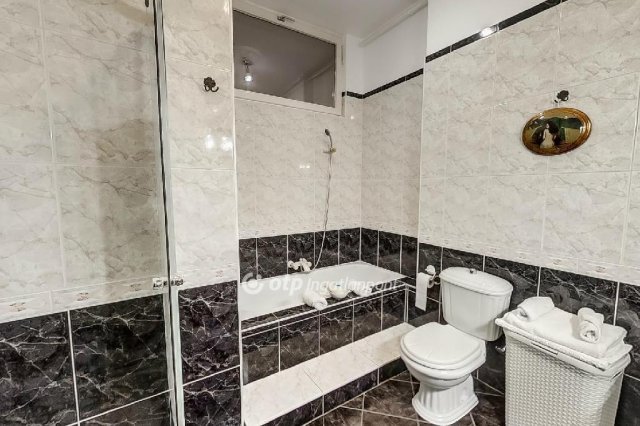 Eladó téglalakás, Budapesten, II. kerületben 114 M Ft