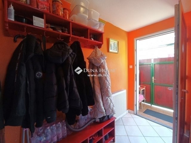 Eladó téglalakás, Budapesten, IX. kerületben 85.7 M Ft, 2 szobás