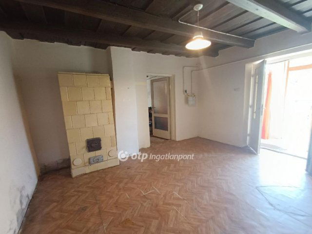 Eladó családi ház, Nyírtéten 6 M Ft, 2 szobás