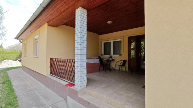 Eladó családi ház, Pilisen 85 M Ft, 5 szobás