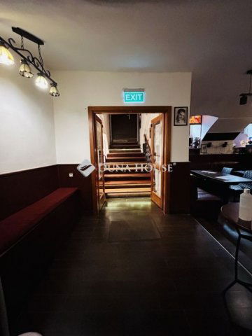 Eladó üzlethelyiség, Budapesten, VI. kerületben 150 M Ft