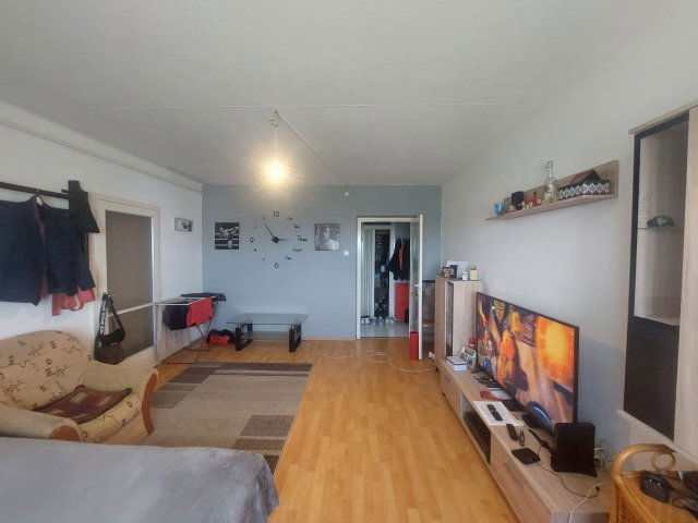 Eladó panellakás, Kiskunfélegyházán 26.9 M Ft, 2 szobás