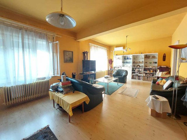 Eladó családi ház, Budapesten, XV. kerületben 129.9 M Ft