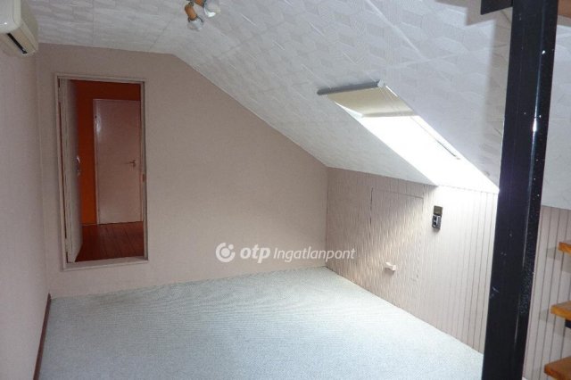 Eladó családi ház, Budapesten, XX. kerületben 71.5 M Ft