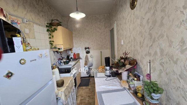 Eladó panellakás, Hajdúszoboszlón 46.5 M Ft, 1+1 szobás