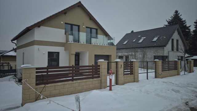 Eladó családi ház, Gödöllőn 156.9 M Ft, 5 szobás