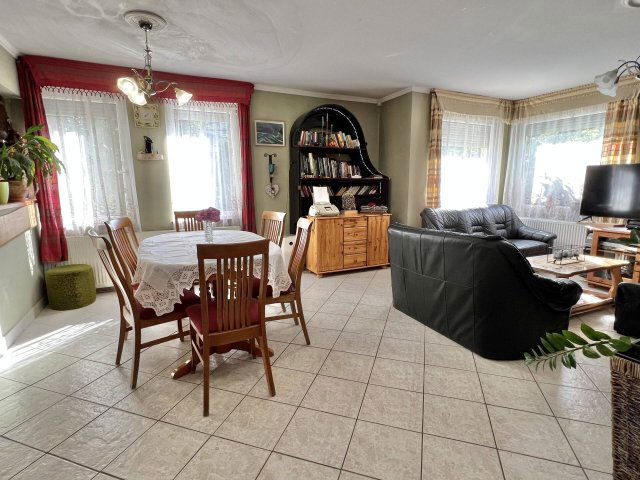 Eladó családi ház, Pilisszentlászlón 139 M Ft, 5 szobás