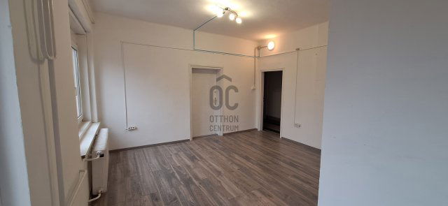 Kiadó iroda, Solymáron 65 E Ft / hó / költözzbe.hu