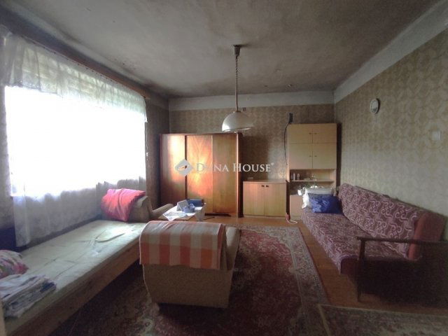 Eladó családi ház, Hatvanban 39.9 M Ft, 2 szobás