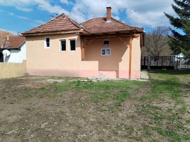 Eladó családi ház, Litkén 12.9 M Ft, 2+1 szobás