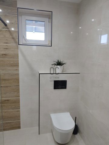 Eladó családi ház, Esztergomban 125 M Ft, 4 szobás